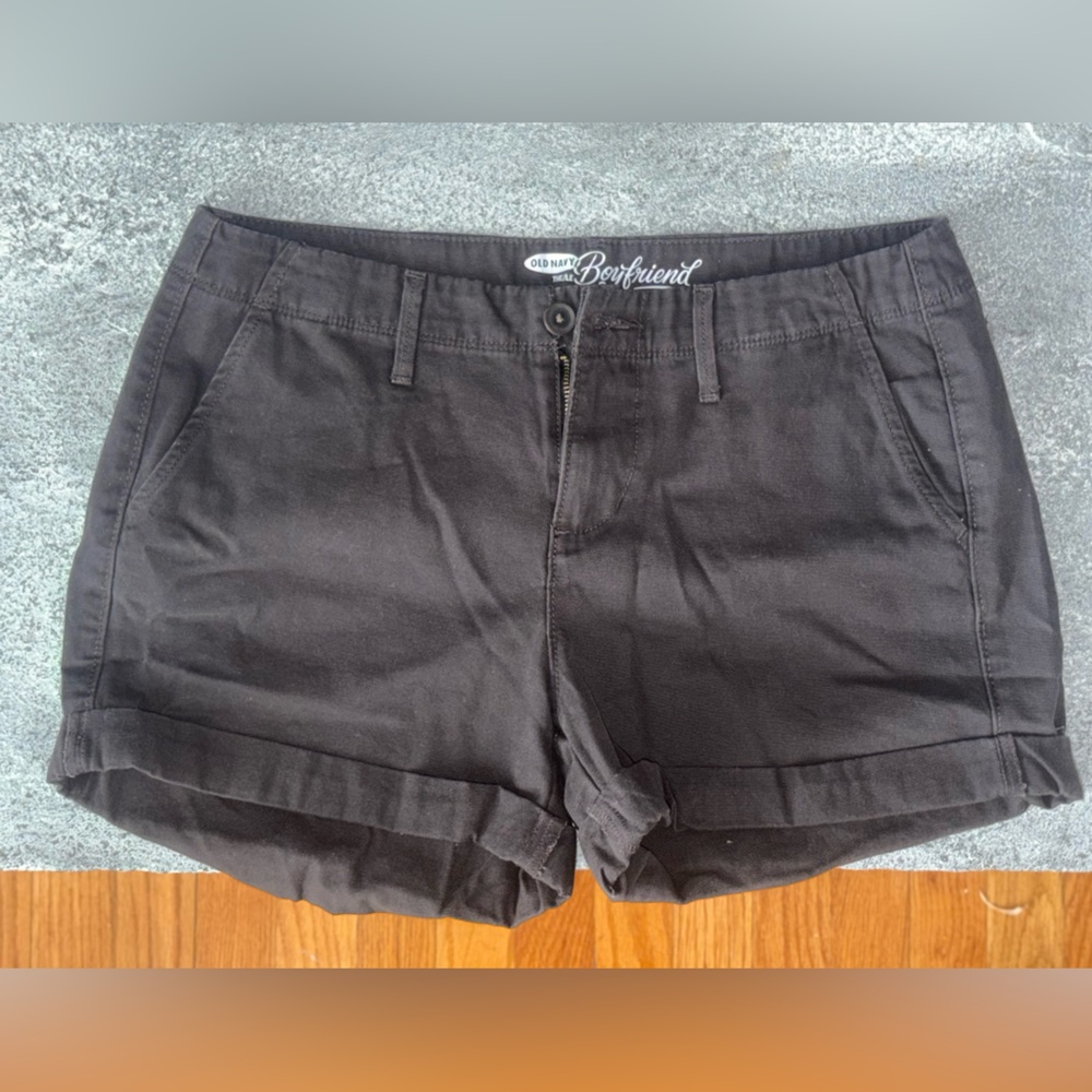 Old Navy Boyfriend Roll-Cuff Women's Shorts — Charcoal Gray